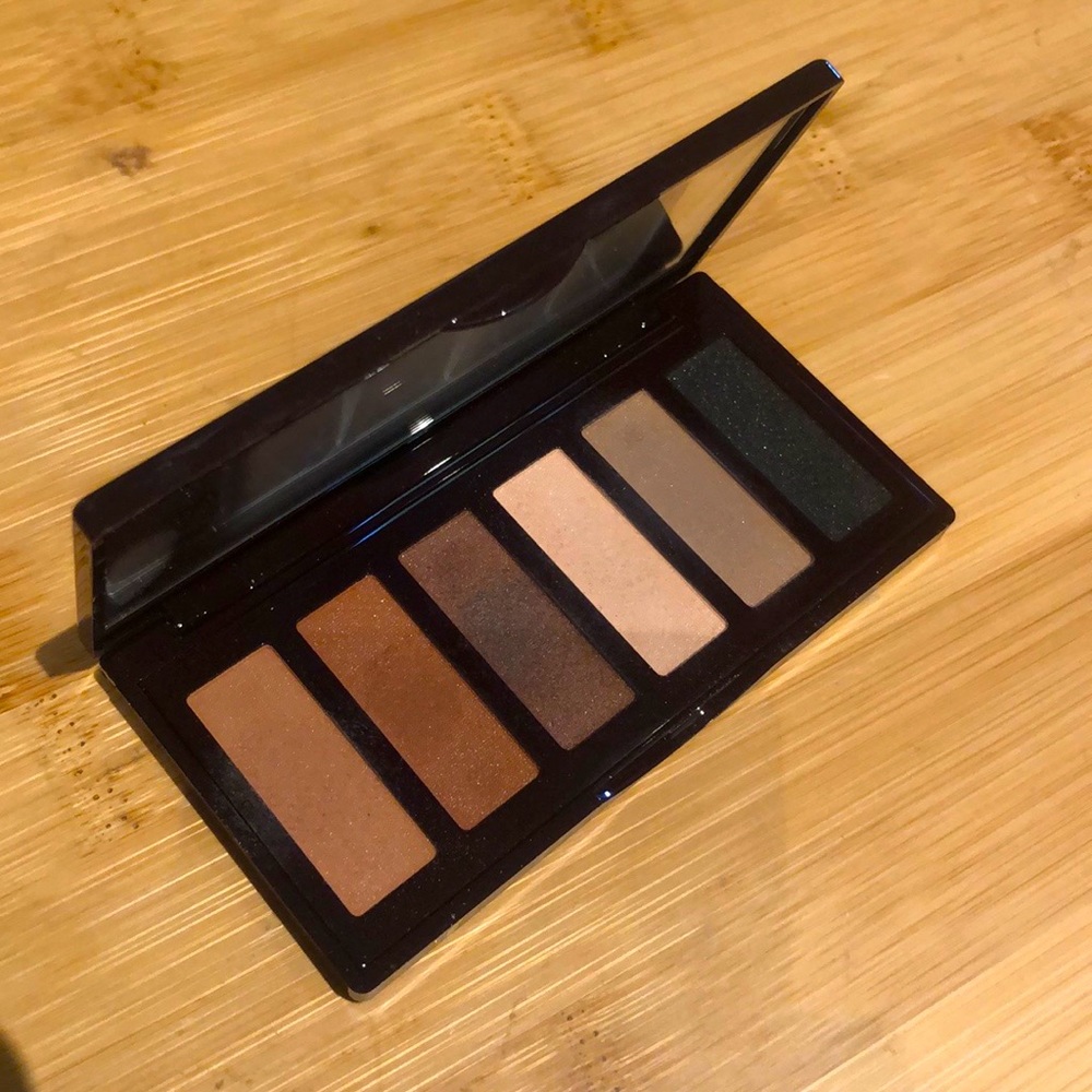 Charlotte Tilbury Super Nudes Eye Palette
